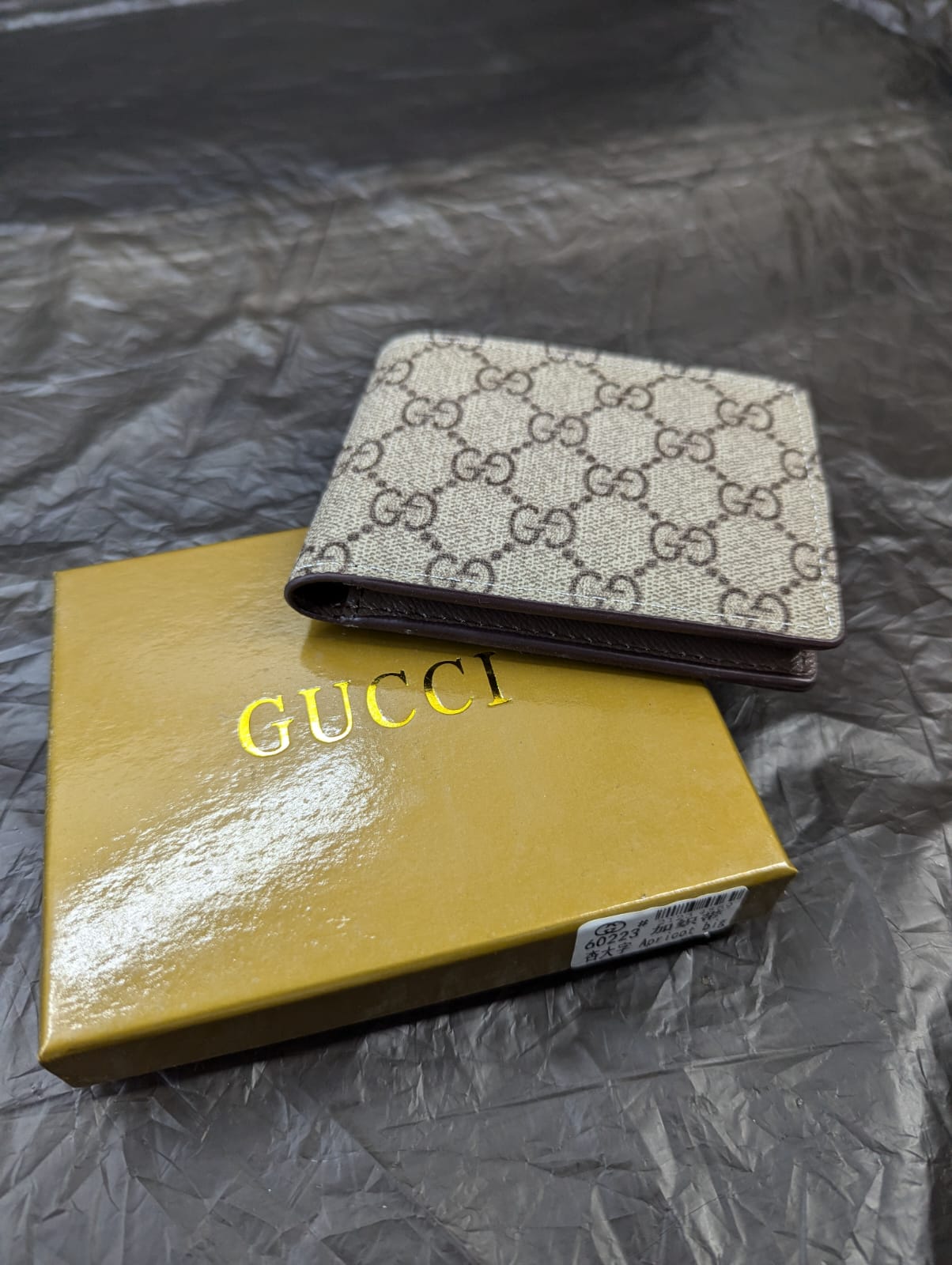GUCCI WALLET APRICOT