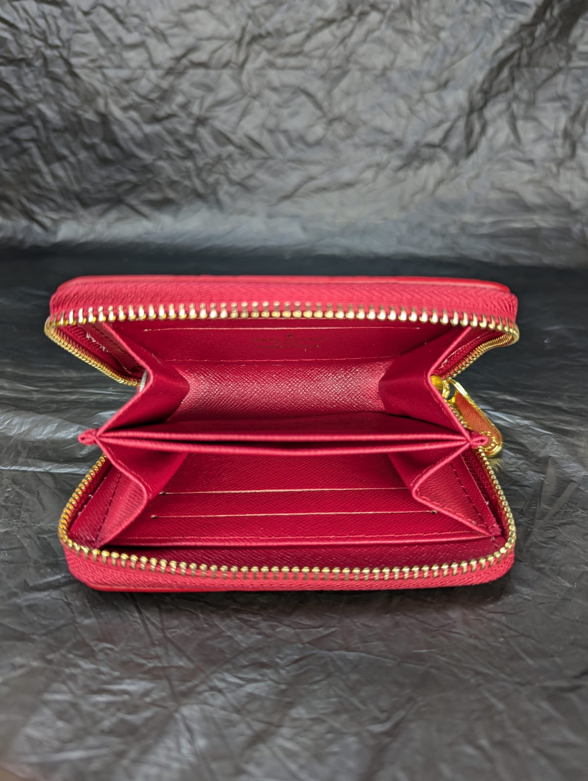 LV Short Zipper Wallet RED