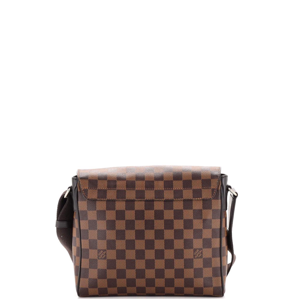 LOUIS VUITTON MESSENGER BAG
