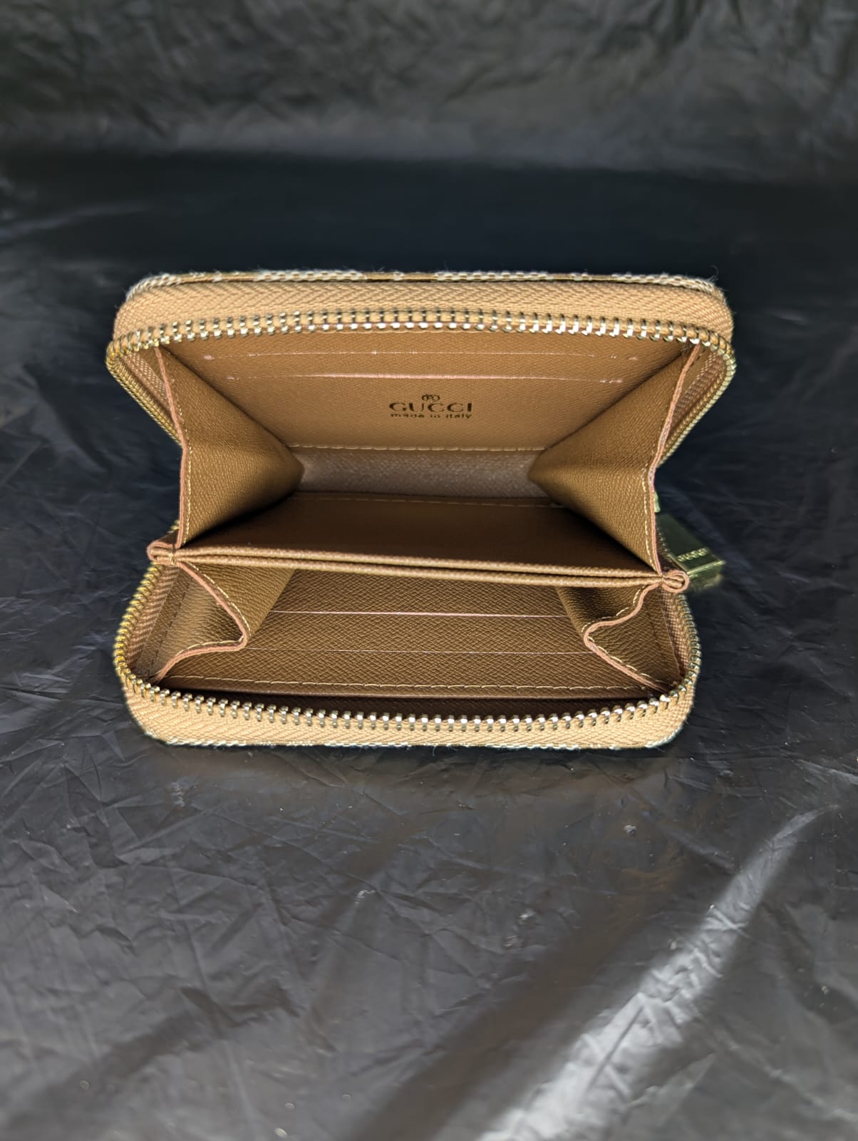 GUCCI Short Zipper Wallet