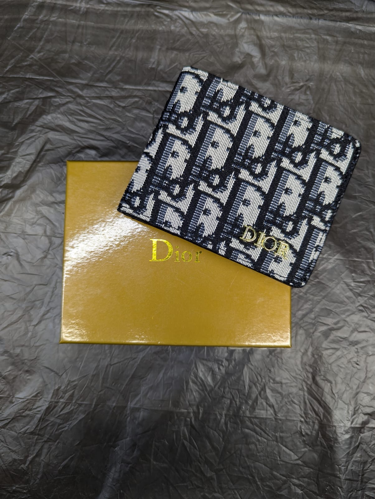 DIOR WALLET BLACK WHITE
