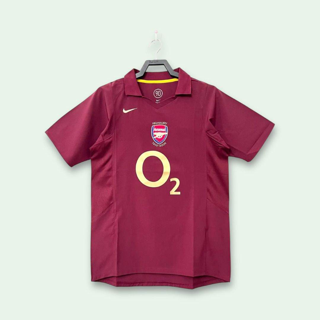 Arsenal 2005-06 home jersey