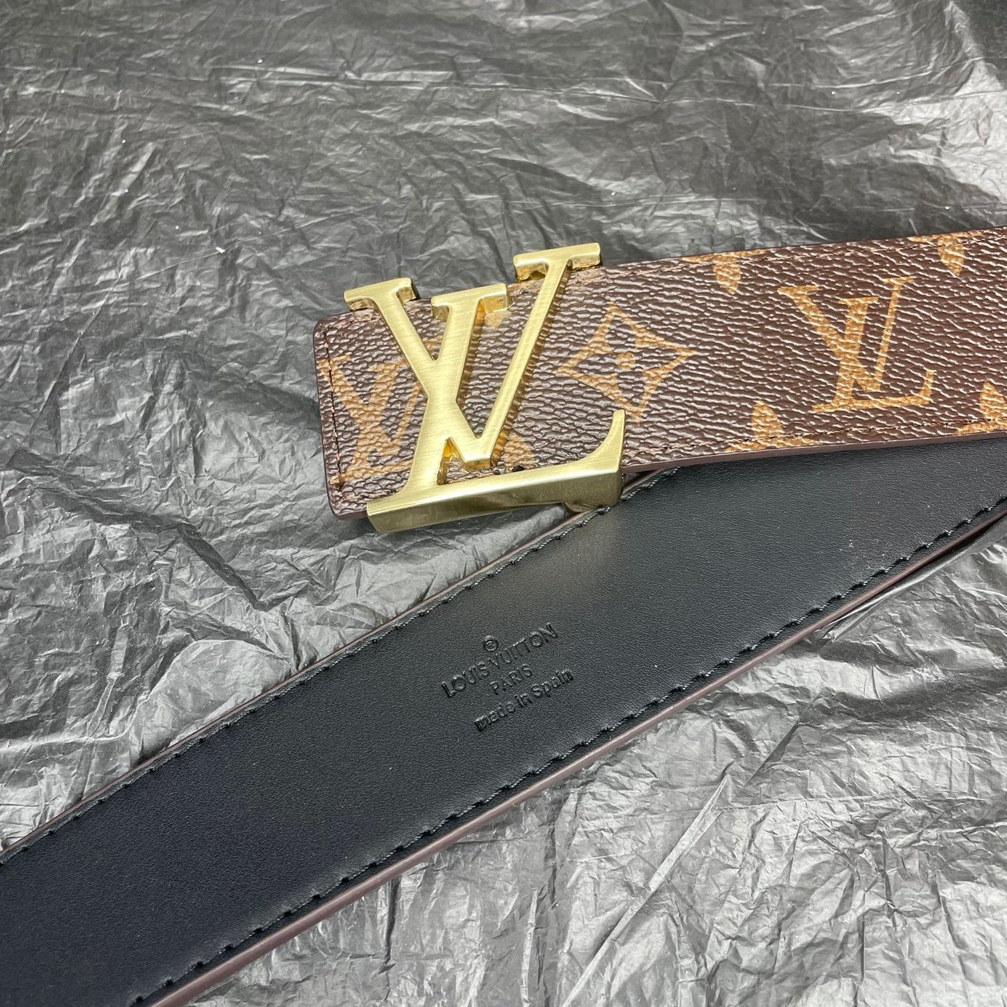 LV MONOGRAM BELT