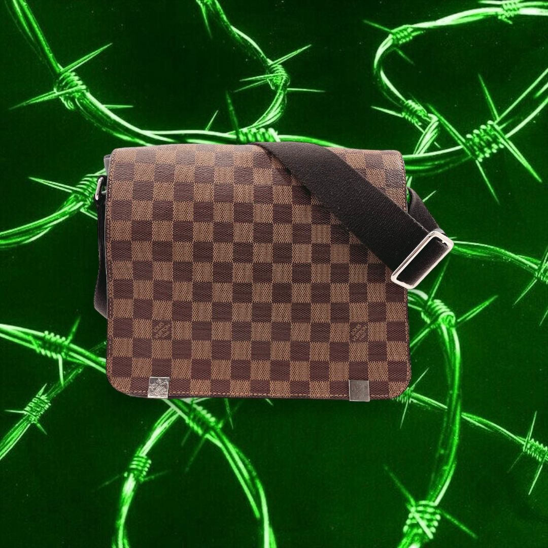 LOUIS VUITTON MESSENGER BAG