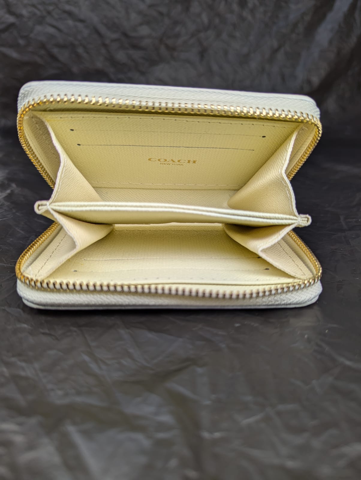 COACH Short Zipper Wallet LIGHT APROCOT