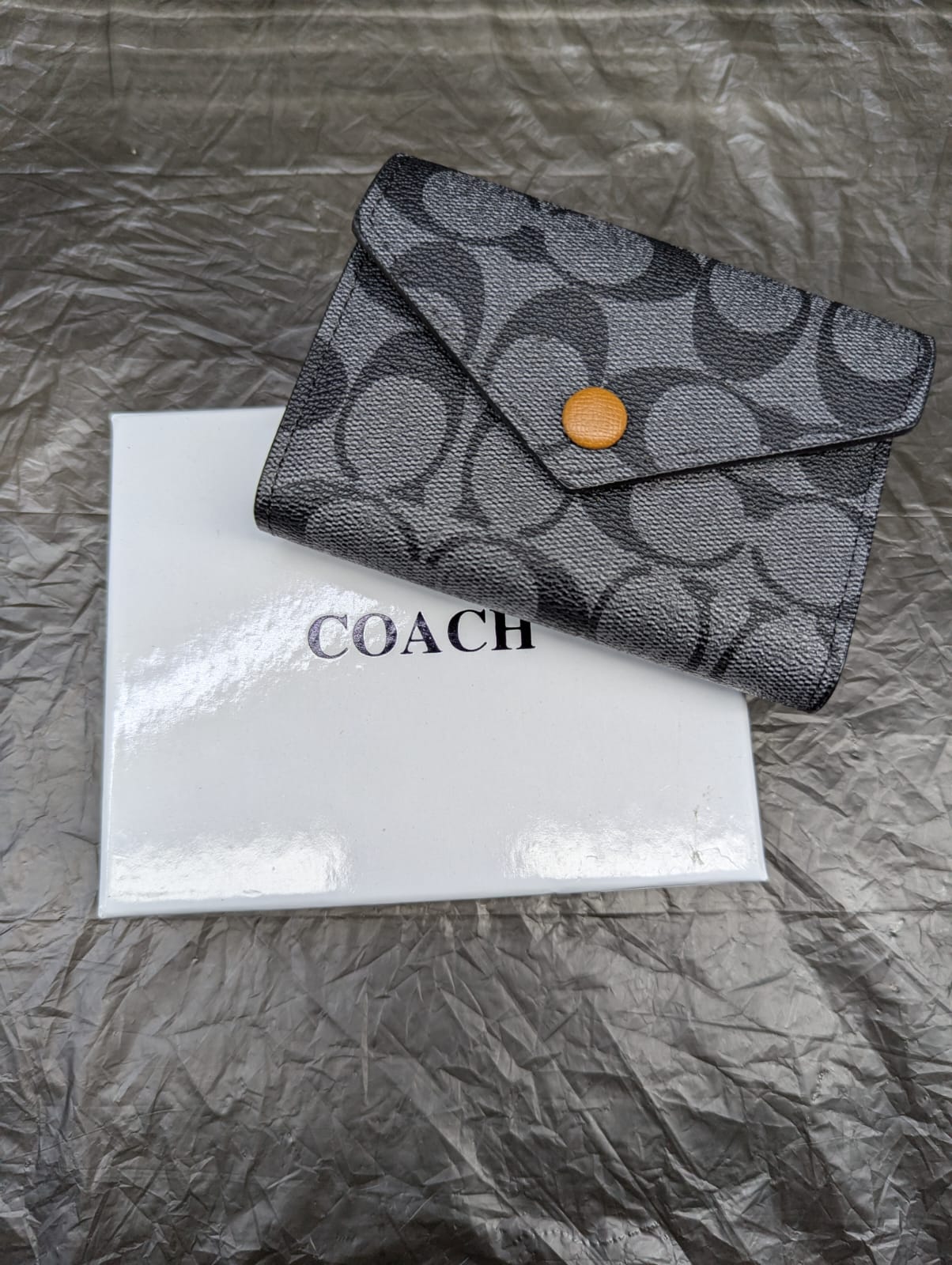 TRI-FOLD COACH WALLET