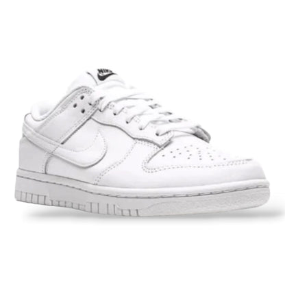 Nike Dunk Low Triple White