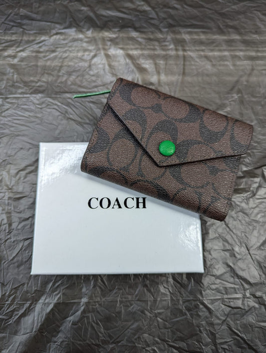 COACH Women's Short Leather Wallet with Zipper